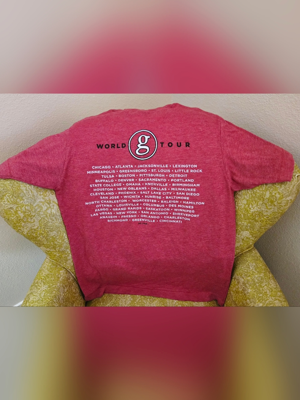 Garth Brooks 2014-2017 World Tour Concert T-Shirt - Red Heather - Size Medium - Picture 2 of 3